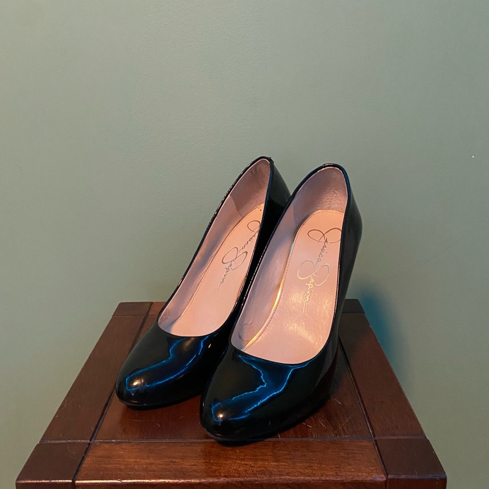 Jessica Simpson Shiny Heel